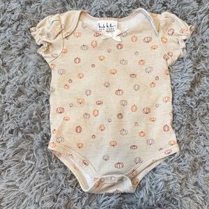 Nicole Miller Beige Pumpkin Print Bodysuit